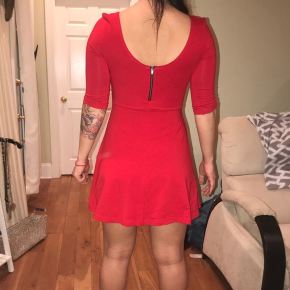 Express red flowy dress - worn once - Picture 4 of 5